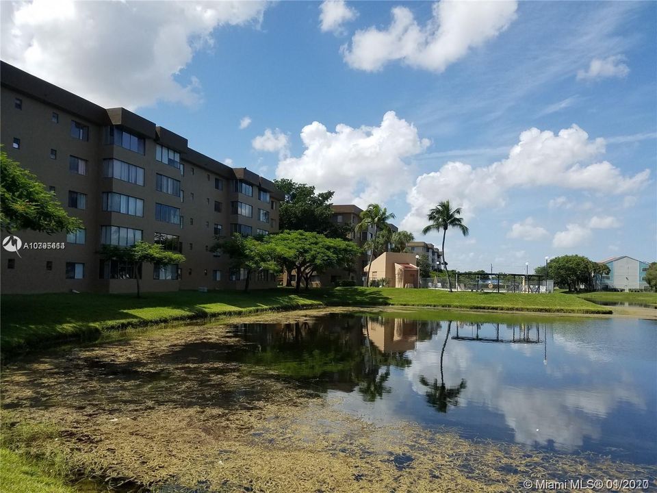 Vendido Recientemente: $135,000 (2 camas, 2 baños, 1350 Pies cuadrados)