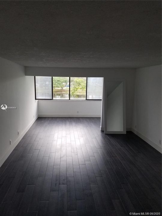 Vendido Recientemente: $135,000 (2 camas, 2 baños, 1350 Pies cuadrados)