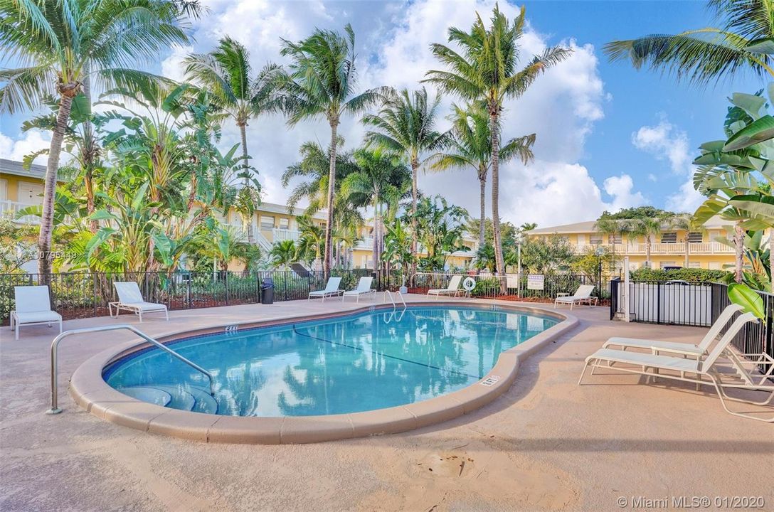 Recently Sold: $130,000 (2 beds, 1 baths, 770 Square Feet)
