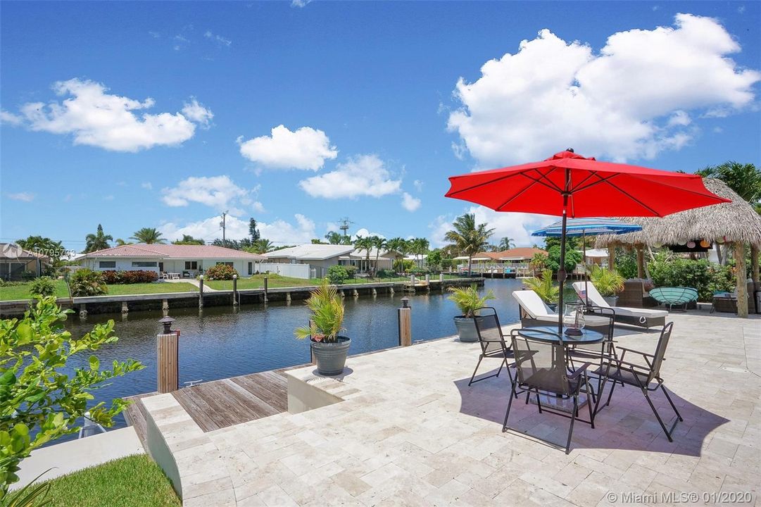Recently Sold: $998,999 (3 beds, 2 baths, 2099 Square Feet)