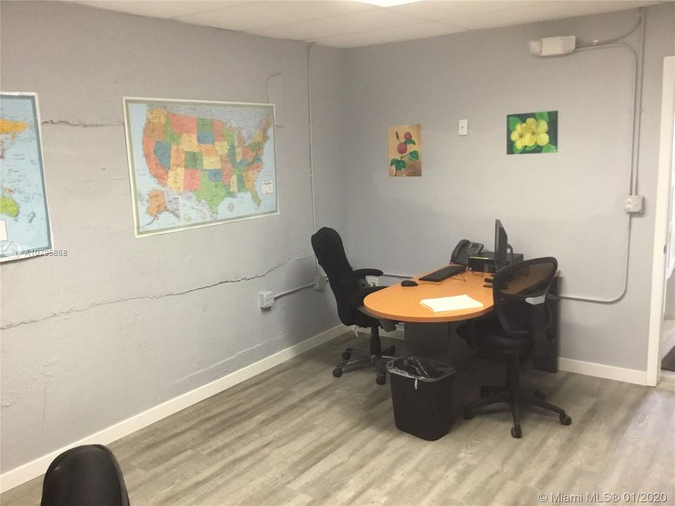 最近租的: $650 (0 贝兹, 0 浴室, 2161 平方英尺)