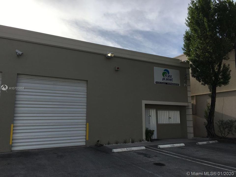 最近租的: $650 (0 贝兹, 0 浴室, 2161 平方英尺)