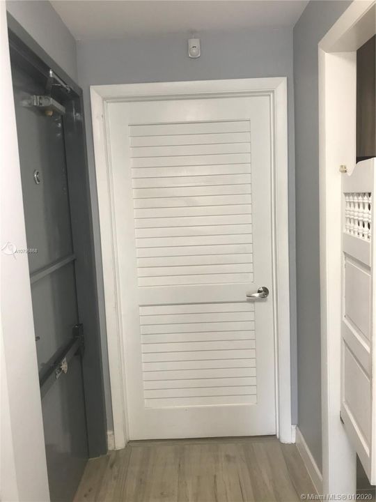 最近租的: $650 (0 贝兹, 0 浴室, 2161 平方英尺)