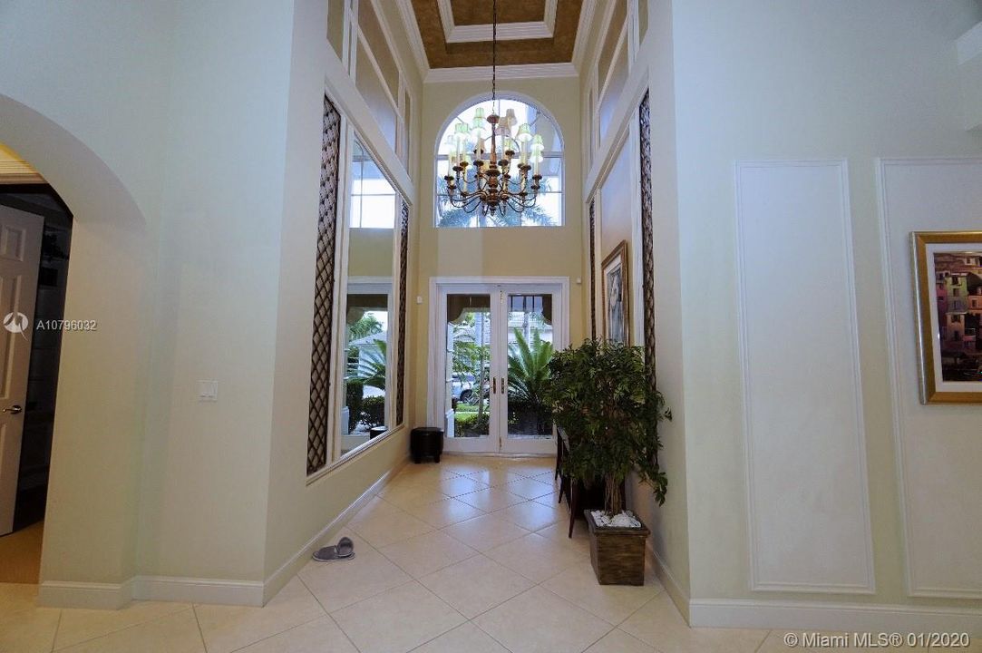 Recientemente alquilado: $6,500 (4 camas, 4 baños, 3977 Pies cuadrados)