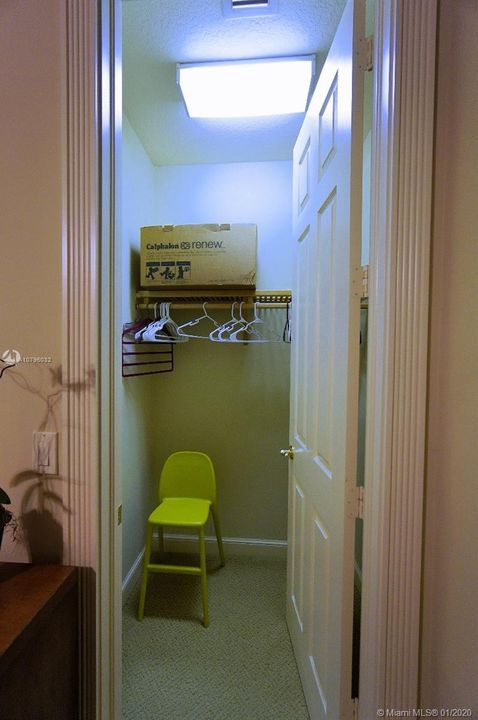 Recientemente alquilado: $6,500 (4 camas, 4 baños, 3977 Pies cuadrados)