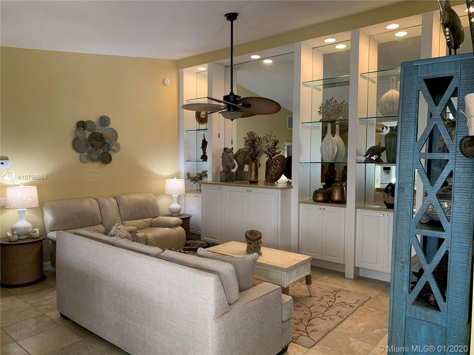 Spacious Living Room with built in shelves