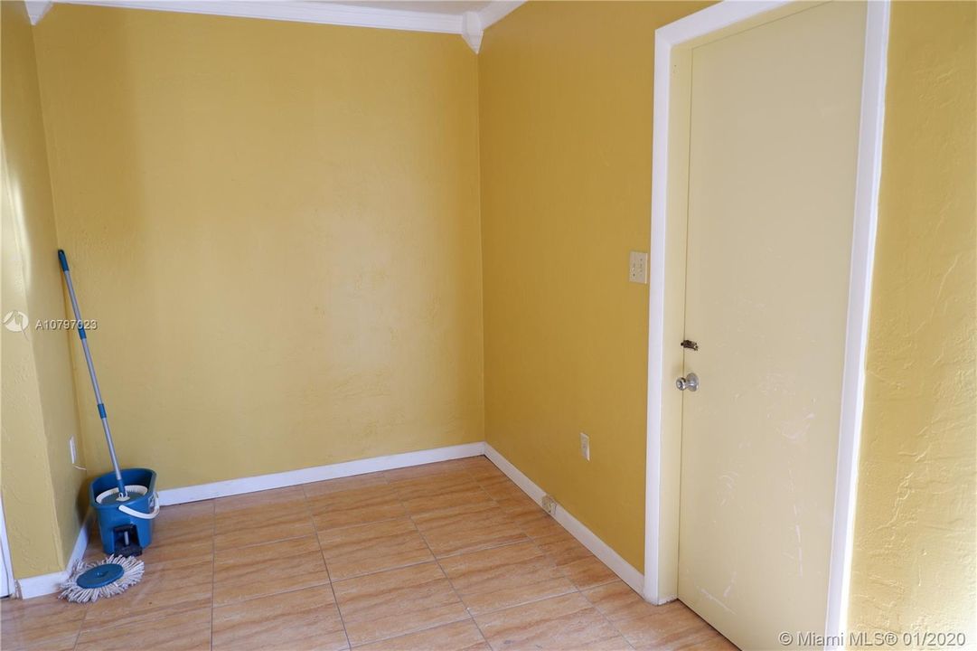 Recently Sold: $132,000 (2 beds, 2 baths, 1200 Square Feet)
