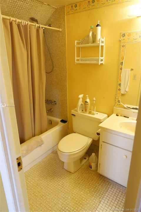Recently Sold: $132,000 (2 beds, 2 baths, 1200 Square Feet)