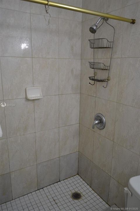 Недавно продано: $259,999 (3 спален, 2 ванн, 1375 Квадратных фут)