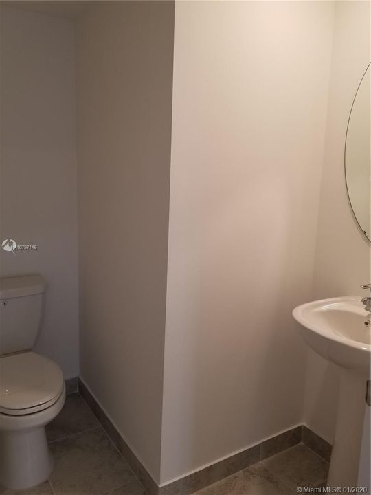 Recientemente alquilado: $2,400 (4 camas, 3 baños, 0 Pies cuadrados)