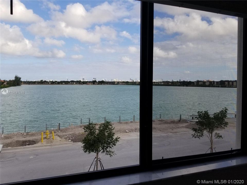 Recientemente alquilado: $2,400 (4 camas, 3 baños, 0 Pies cuadrados)