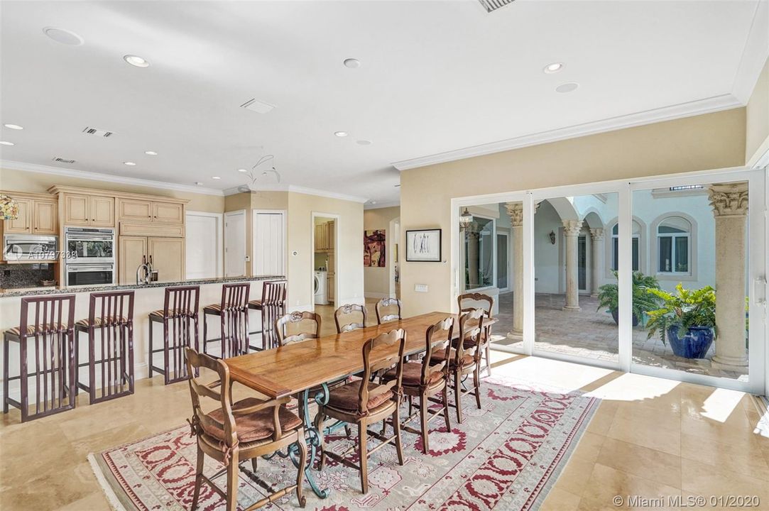 Recently Sold: $2,250,000 (5 beds, 5 baths, 4682 Square Feet)