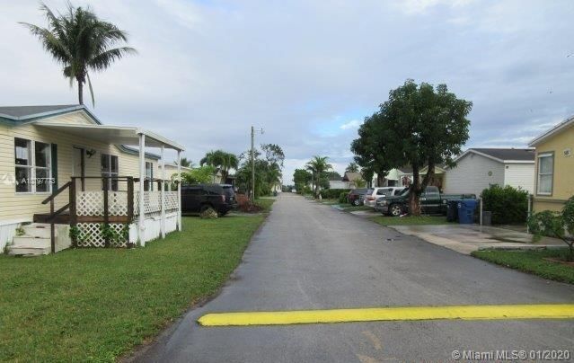 Recently Sold: $112,500 (3 beds, 2 baths, 1690 Square Feet)