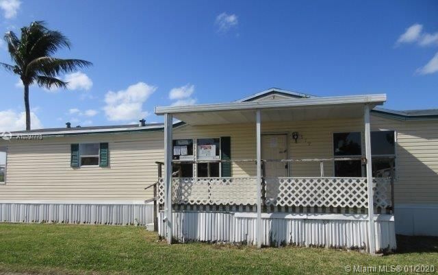 Recently Sold: $112,500 (3 beds, 2 baths, 1690 Square Feet)
