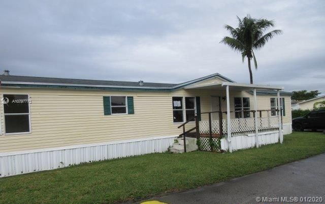 Recently Sold: $112,500 (3 beds, 2 baths, 1690 Square Feet)