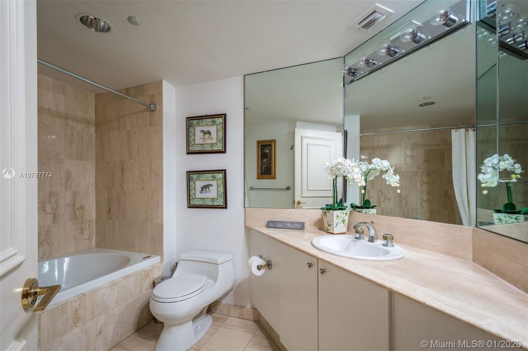 Recently Sold: $1,599,000 (3 beds, 4 baths, 2730 Square Feet)