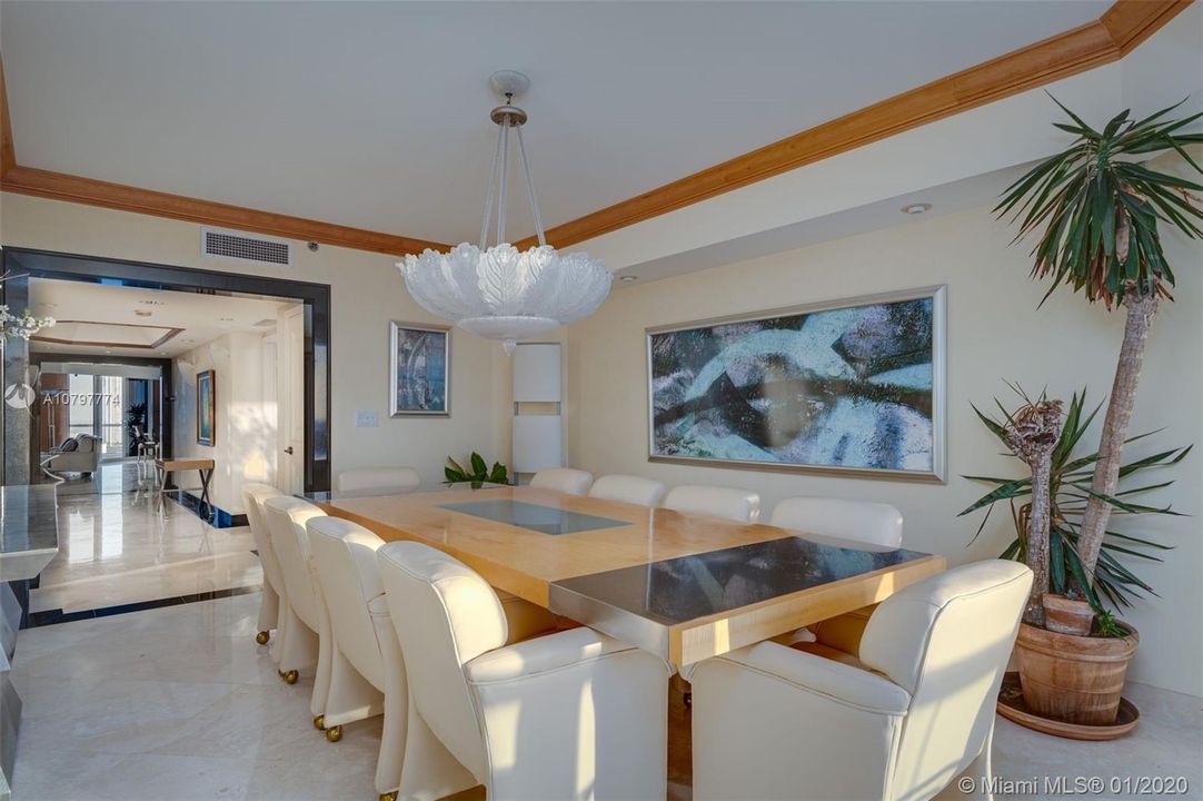 Recently Sold: $1,599,000 (3 beds, 4 baths, 2730 Square Feet)