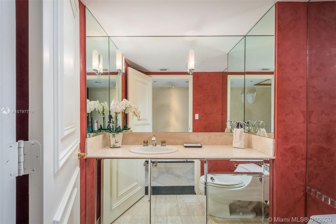 Recently Sold: $1,599,000 (3 beds, 4 baths, 2730 Square Feet)