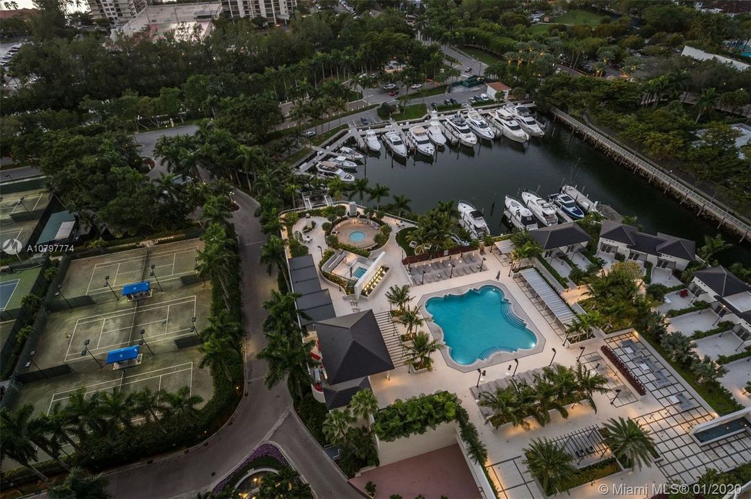 Recently Sold: $1,599,000 (3 beds, 4 baths, 2730 Square Feet)