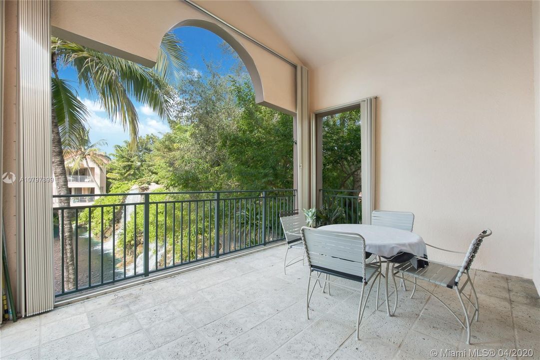 Extra Large Covered Balcony with Views of Lake and Waterfalls