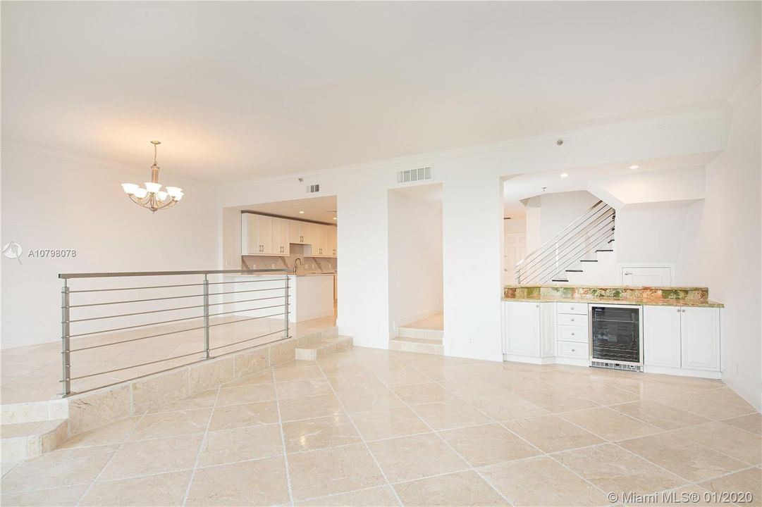 Recently Sold: $1,299,000 (3 beds, 2 baths, 2271 Square Feet)