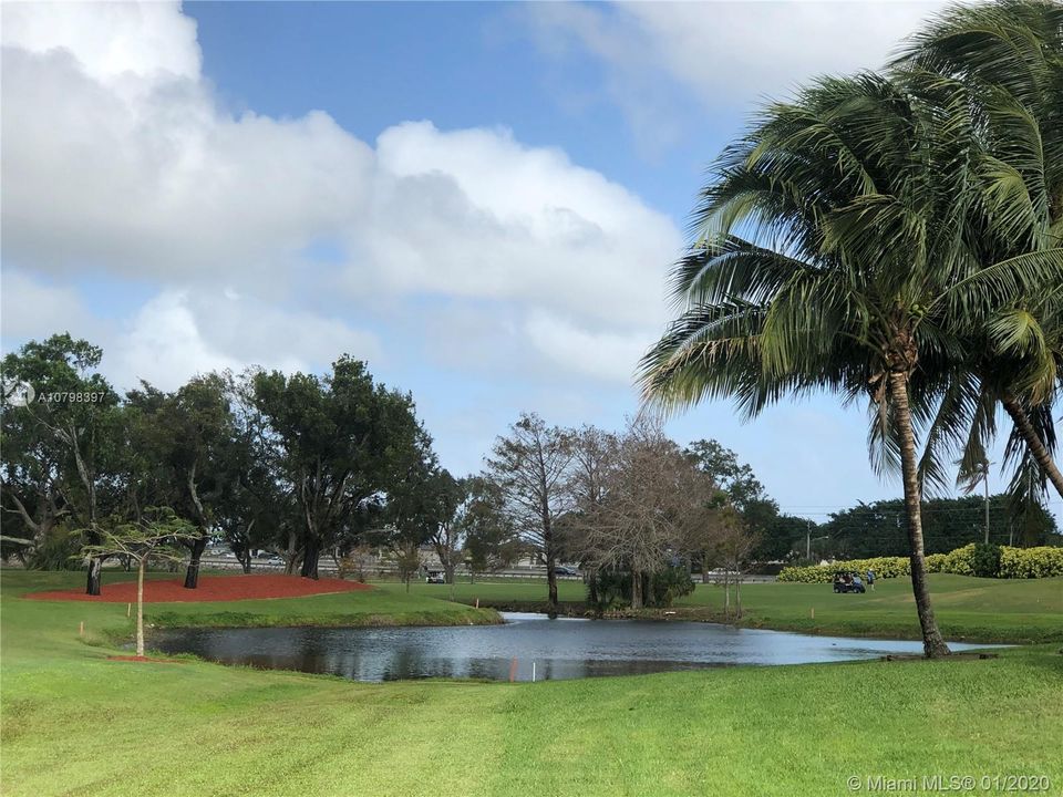 Recently Rented: $1,950 (3 beds, 2 baths, 1457 Square Feet)