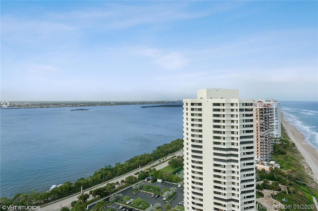 Vendido Recientemente: $740,000 (2 camas, 2 baños, 1823 Pies cuadrados)