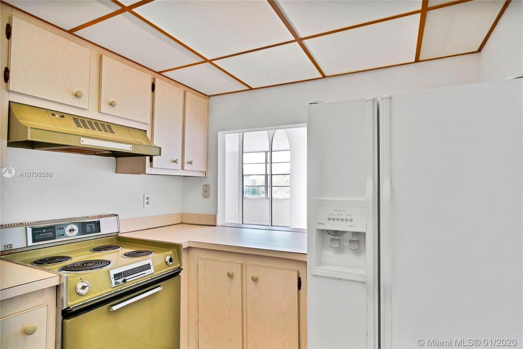 Recently Sold: $94,900 (1 beds, 1 baths, 645 Square Feet)