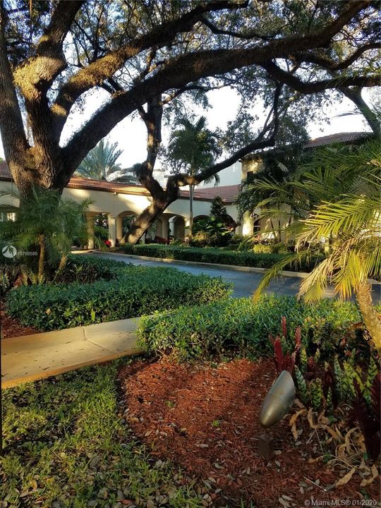 Recently Sold: $94,900 (1 beds, 1 baths, 645 Square Feet)