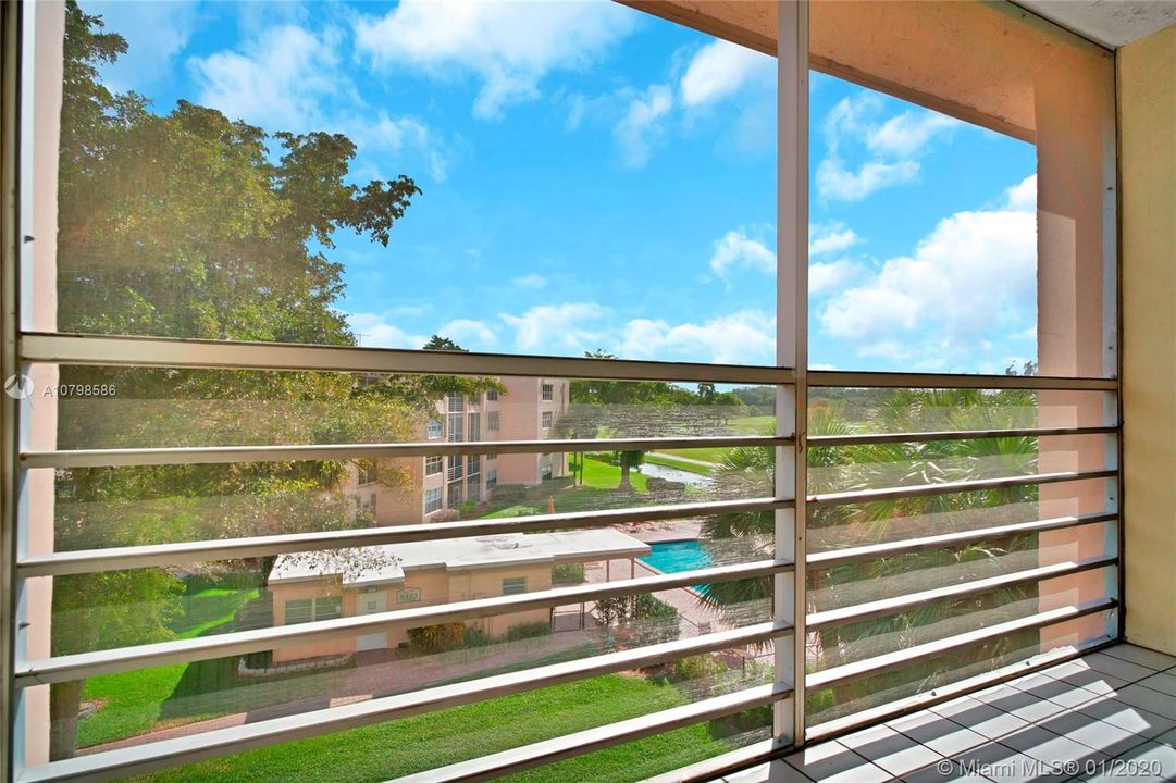 Recently Sold: $94,900 (1 beds, 1 baths, 645 Square Feet)