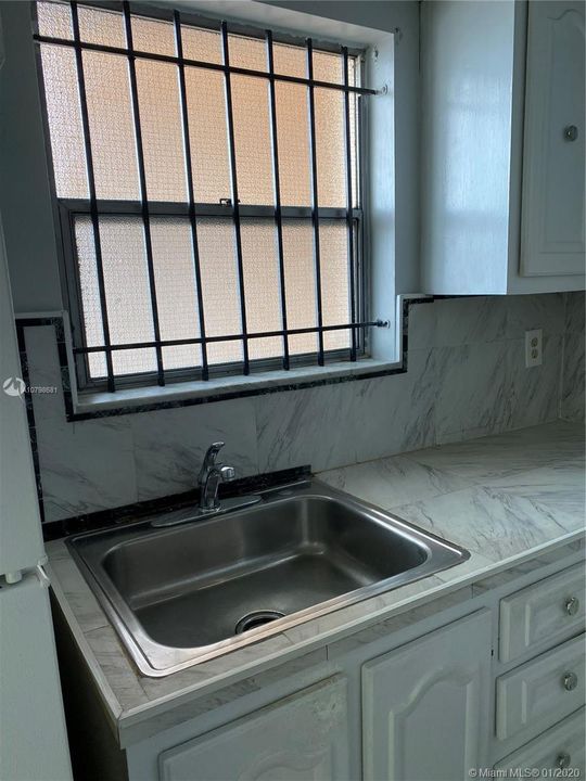 Vendido Recientemente: $140,000 (2 camas, 1 baños, 813 Pies cuadrados)