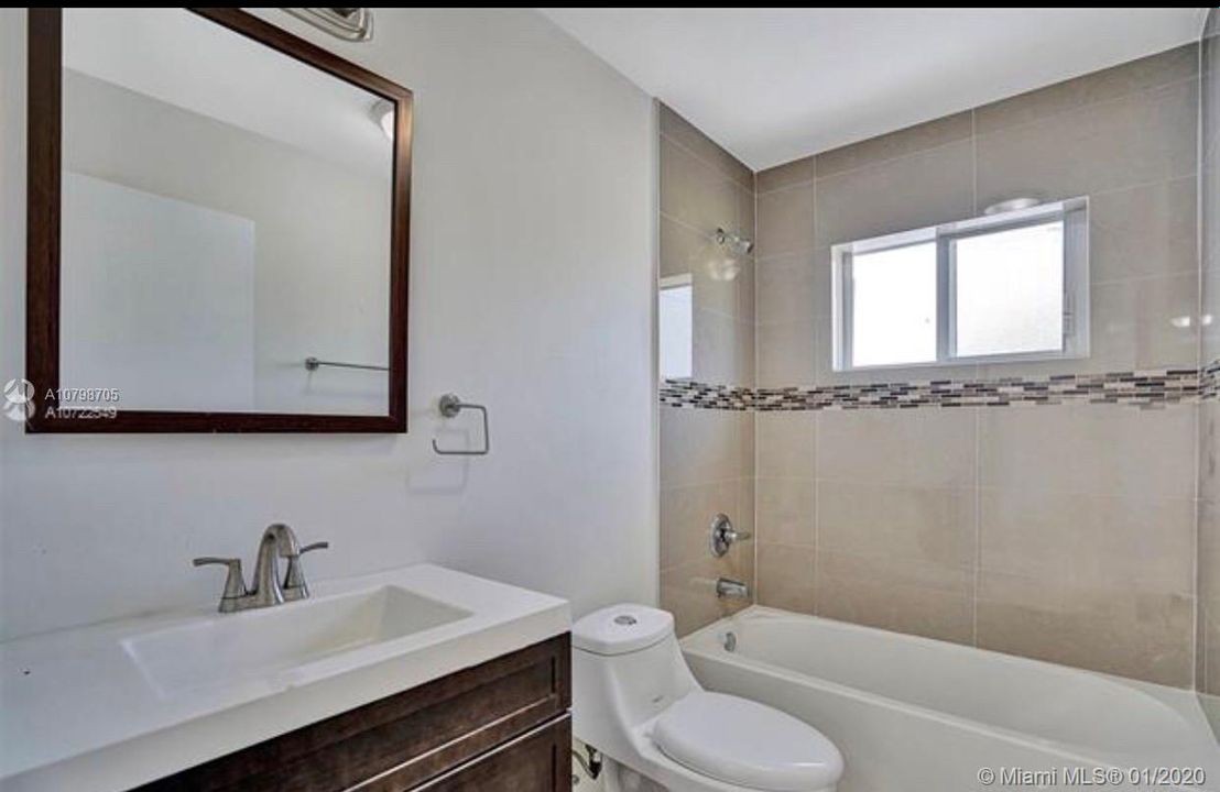 Recently Rented: $1,850 (3 beds, 1 baths, 2016 Square Feet)
