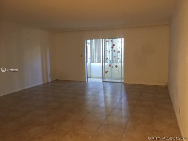 Recently Sold: $41,900 (1 beds, 1 baths, 928 Square Feet)