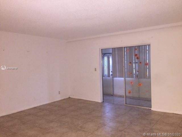 Recently Sold: $41,900 (1 beds, 1 baths, 928 Square Feet)