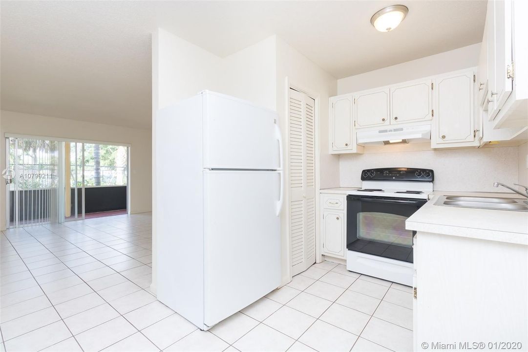 Recently Rented: $1,200 (2 beds, 1 baths, 0 Square Feet)