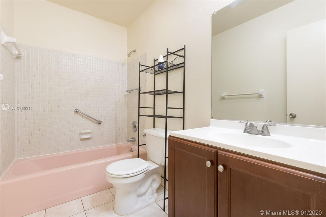 Recently Rented: $1,200 (2 beds, 1 baths, 0 Square Feet)