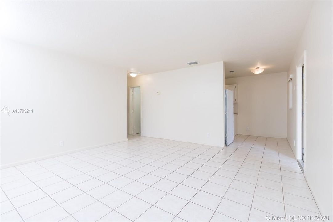 Recently Rented: $1,200 (2 beds, 1 baths, 0 Square Feet)