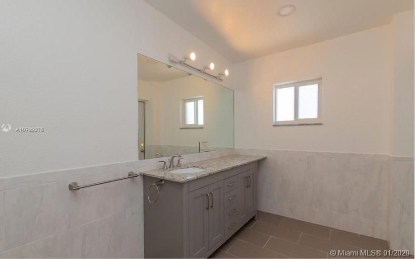 Vendido Recientemente: $875,000 (0 camas, 0 baños, 2134 Pies cuadrados)