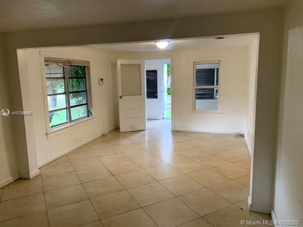 Recently Sold: $119,000 (2 beds, 2 baths, 1066 Square Feet)