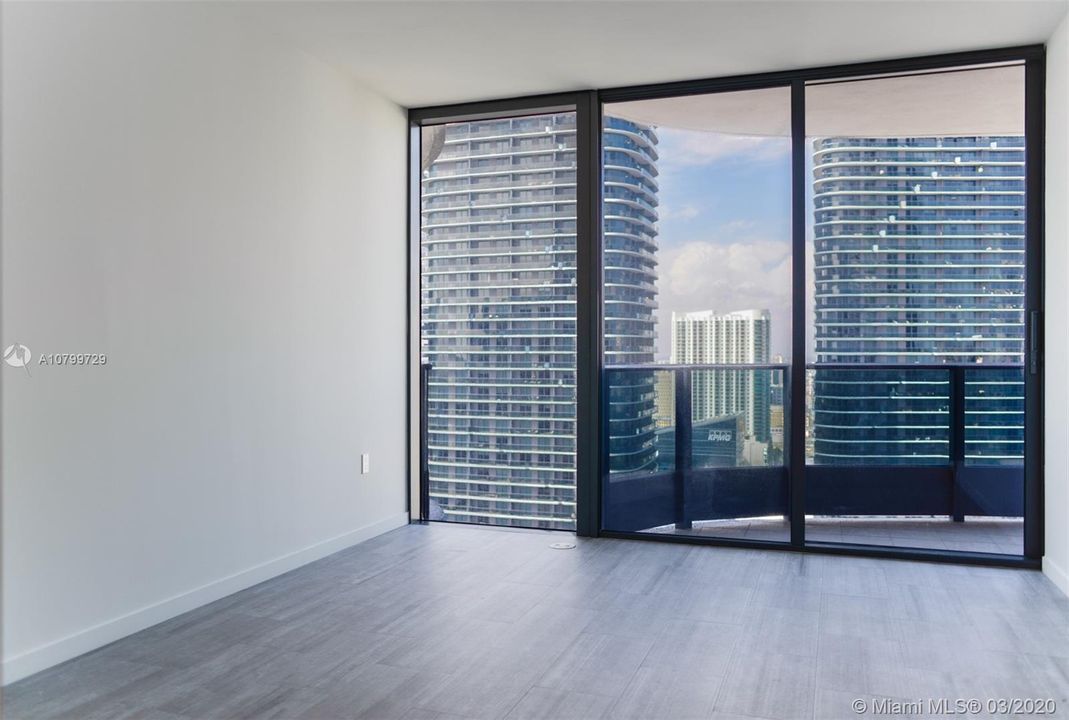 Recently Sold: $1,250,000 (2 beds, 2 baths, 1446 Square Feet)