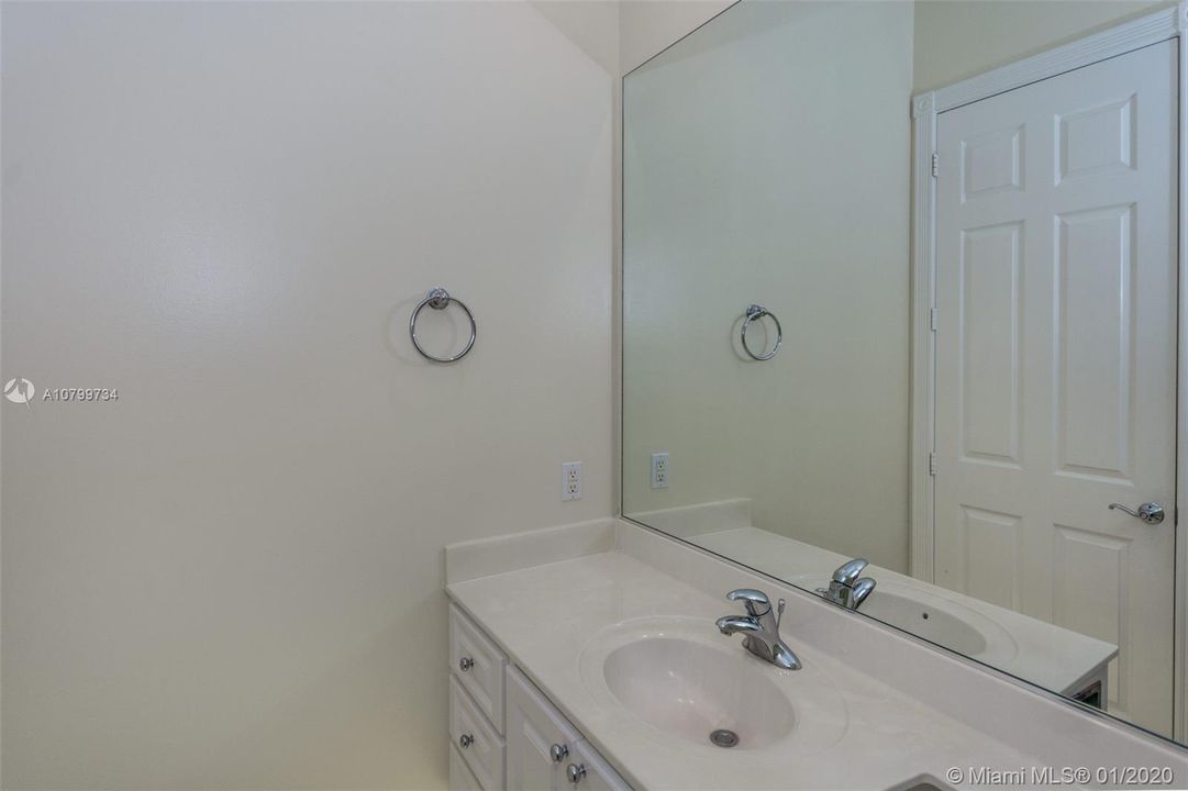 Recently Sold: $419,000 (3 beds, 2 baths, 2000 Square Feet)