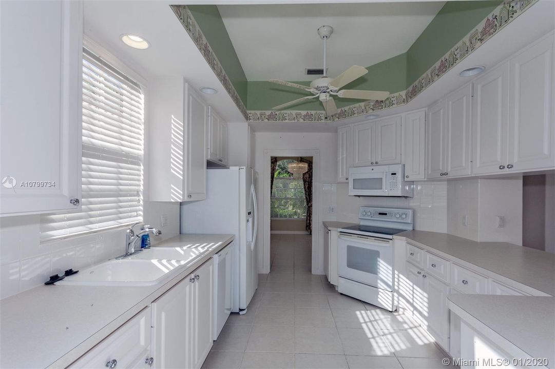 Recently Sold: $419,000 (3 beds, 2 baths, 2000 Square Feet)