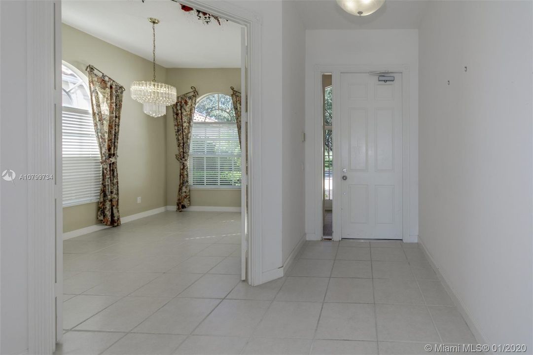 Recently Sold: $419,000 (3 beds, 2 baths, 2000 Square Feet)