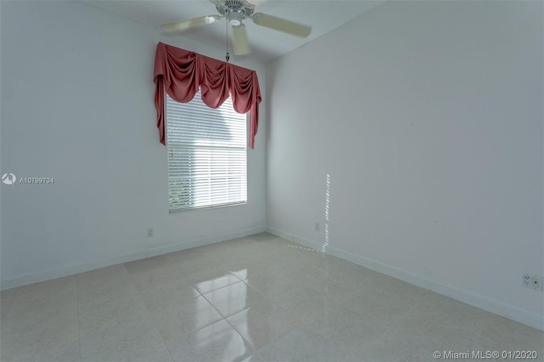 Recently Sold: $419,000 (3 beds, 2 baths, 2000 Square Feet)