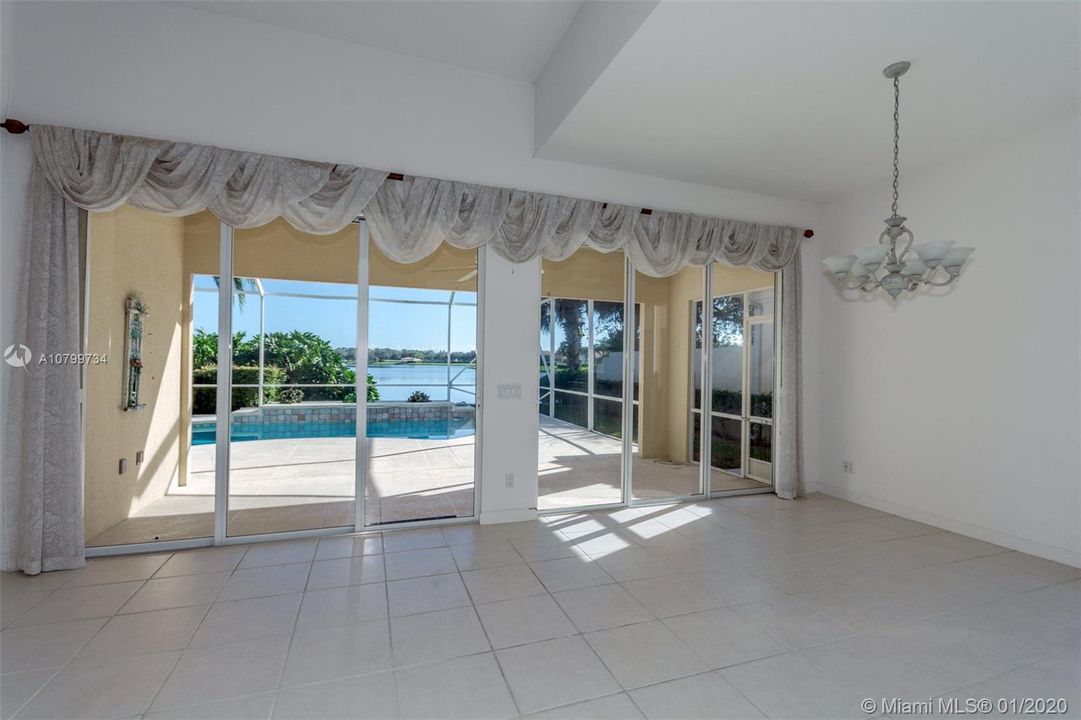 Recently Sold: $419,000 (3 beds, 2 baths, 2000 Square Feet)
