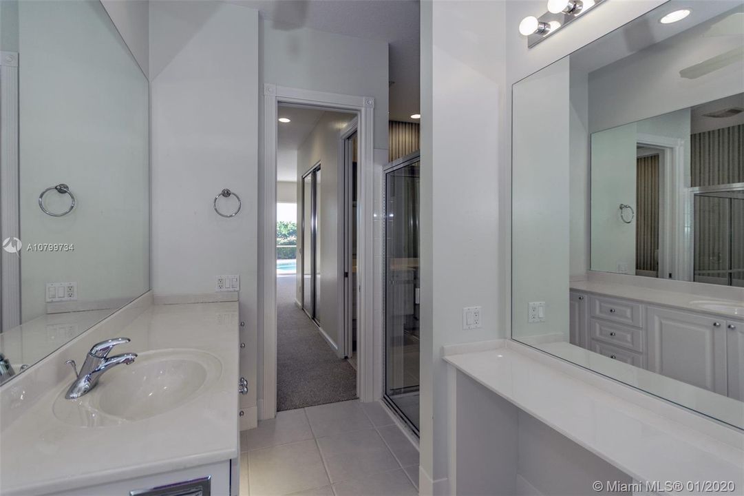 Recently Sold: $419,000 (3 beds, 2 baths, 2000 Square Feet)