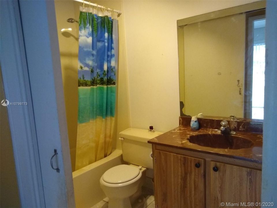 Recently Rented: $750 (1 beds, 1 baths, 1114 Square Feet)