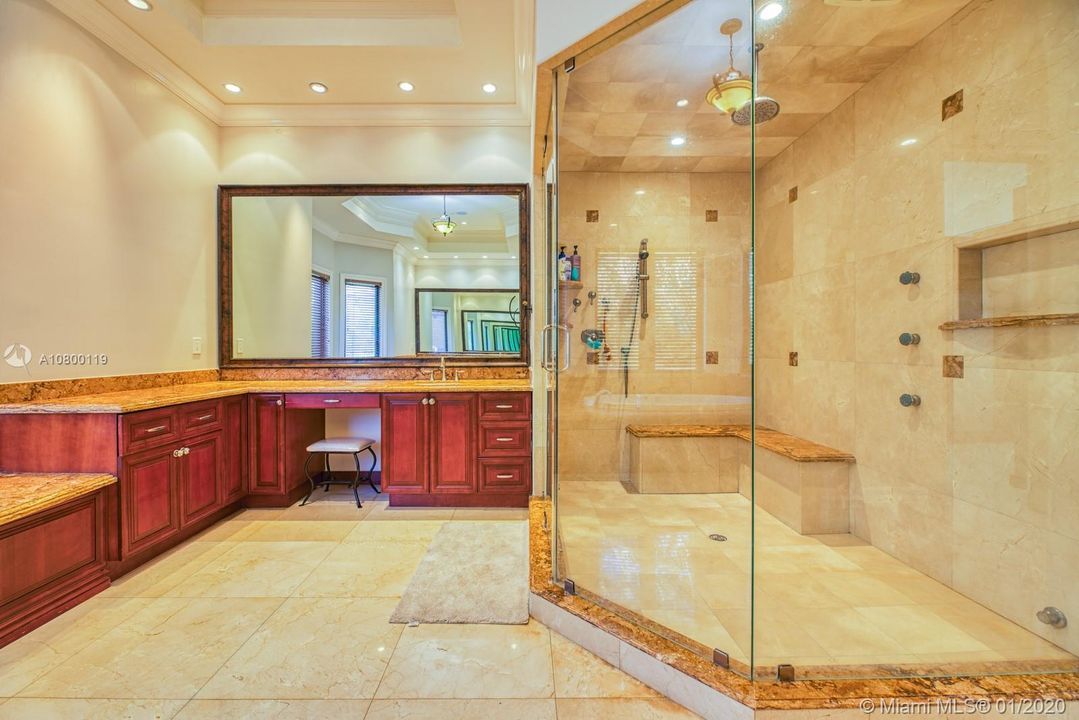 Recientemente alquilado: $12,000 (6 camas, 8 baños, 8438 Pies cuadrados)