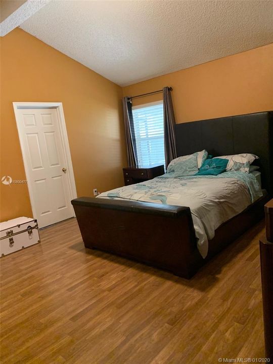 Recently Sold: $290,000 (6 beds, 3 baths, 0 Square Feet)