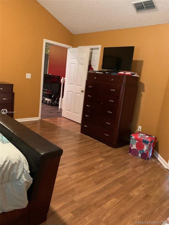 Recently Sold: $290,000 (6 beds, 3 baths, 0 Square Feet)